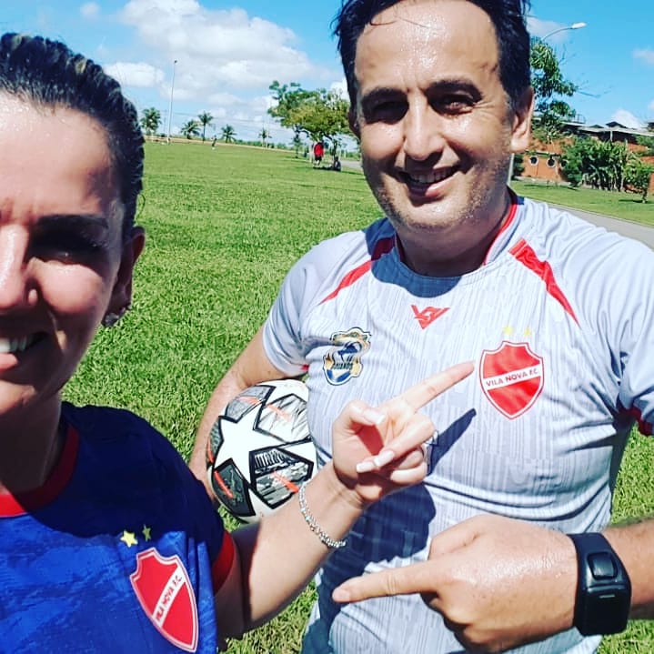 willianesporte's tweet photo. ⚽️🇦🇹🏆Treino ao ar livre em família pode! Ñ dá p/ ficar sem IRISINA e o futebol no final de semana.
💪Energia pura para mover a energia do nosso UNIVERSO!
#EsporteEducacaoLevadosSerio #CasalSoccer #FutebolFamilia #Irisina #EsporteNaVeia #Personal
#FiqueEmCasa 🏠 sempre q puder! https://t.co/xAjKsIQDl2
