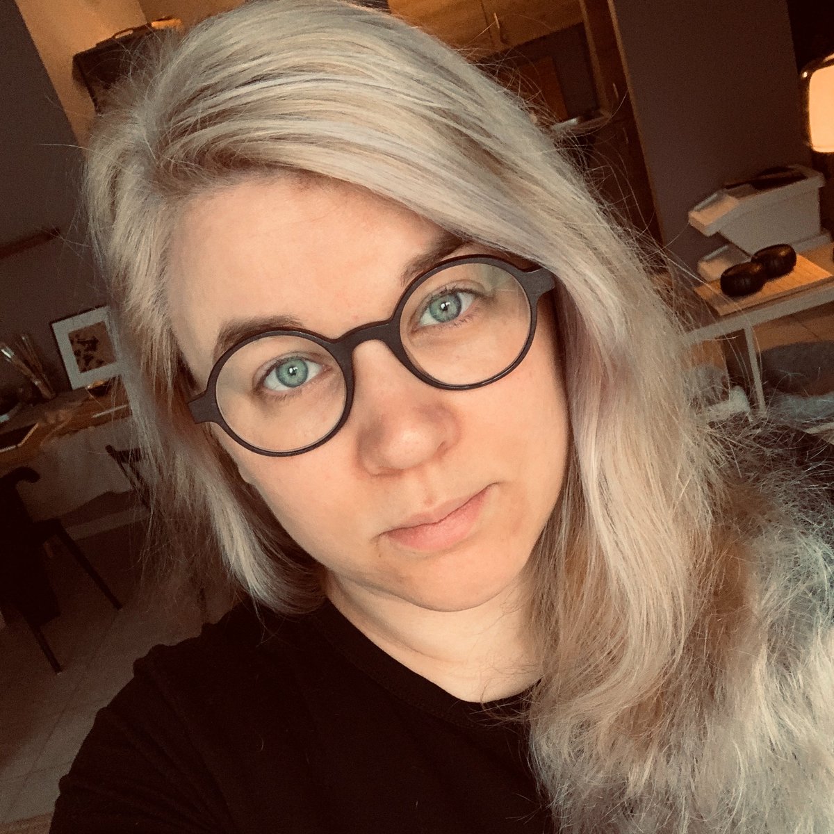 _jvs's tweet photo. #ThisIsTheFaceOf 

A senior expert in ML/AI
A leader in tech
A public speaker in STEM
A (first-gen) Ph.D. who developed algorithms for 2-photon brain imaging
A person who feels at home in Asia
An investor 
A gamer
A nerd

Thanks, @MacConwell for starting this!! #diversityintech https://t.co/wP0W6ZiFL2