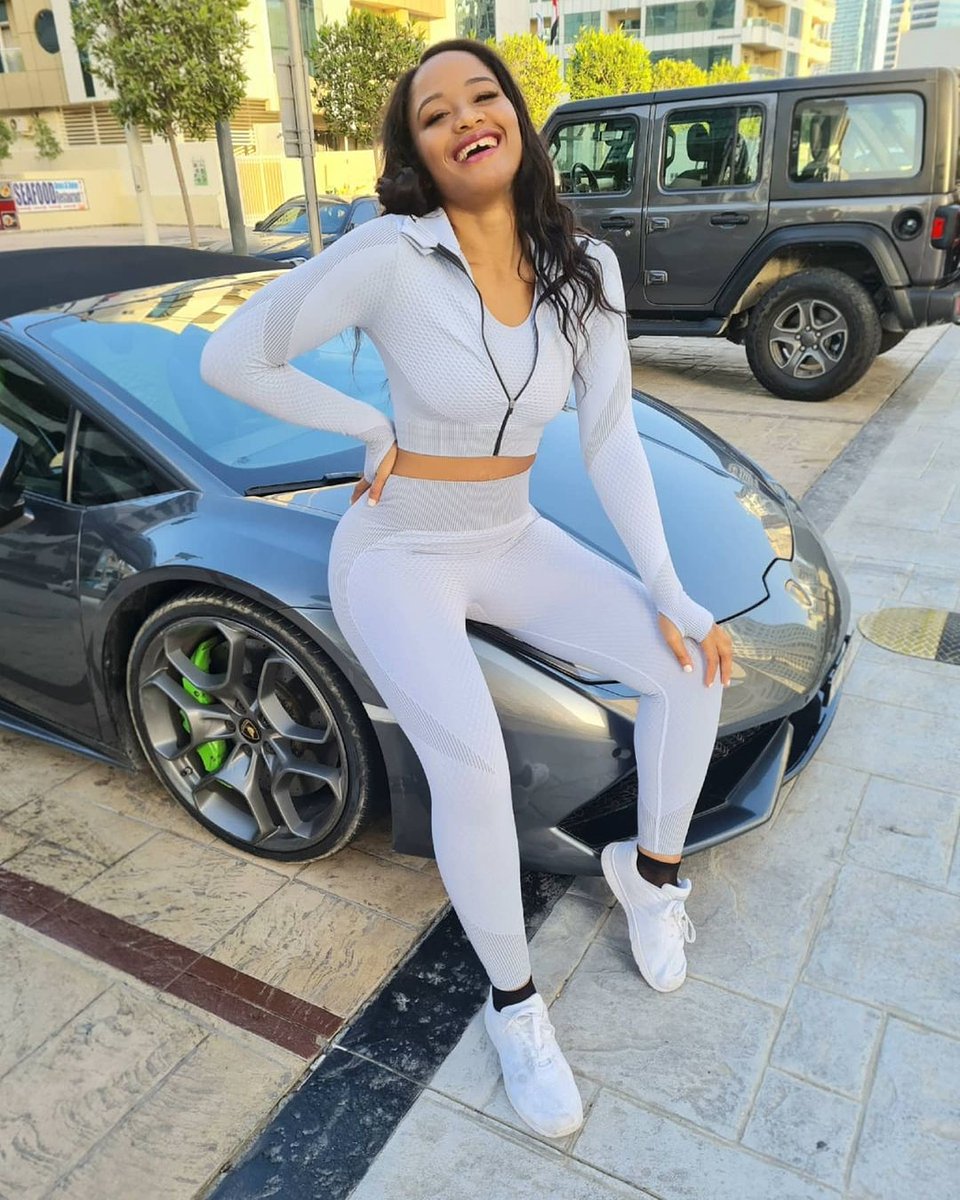 legitngnews's tweet photo. Nwankwo Kanu's wife, Amara Kanu, is absolutely beautiful ๐ฅ.
Our Nigerian footballers obviously have an eye for great things.
๐ธ: @amarakanu (Instagram)
#legitpost #legitng #amarakanu #kingkanu4 https://t.co/2Wmev3qzfF