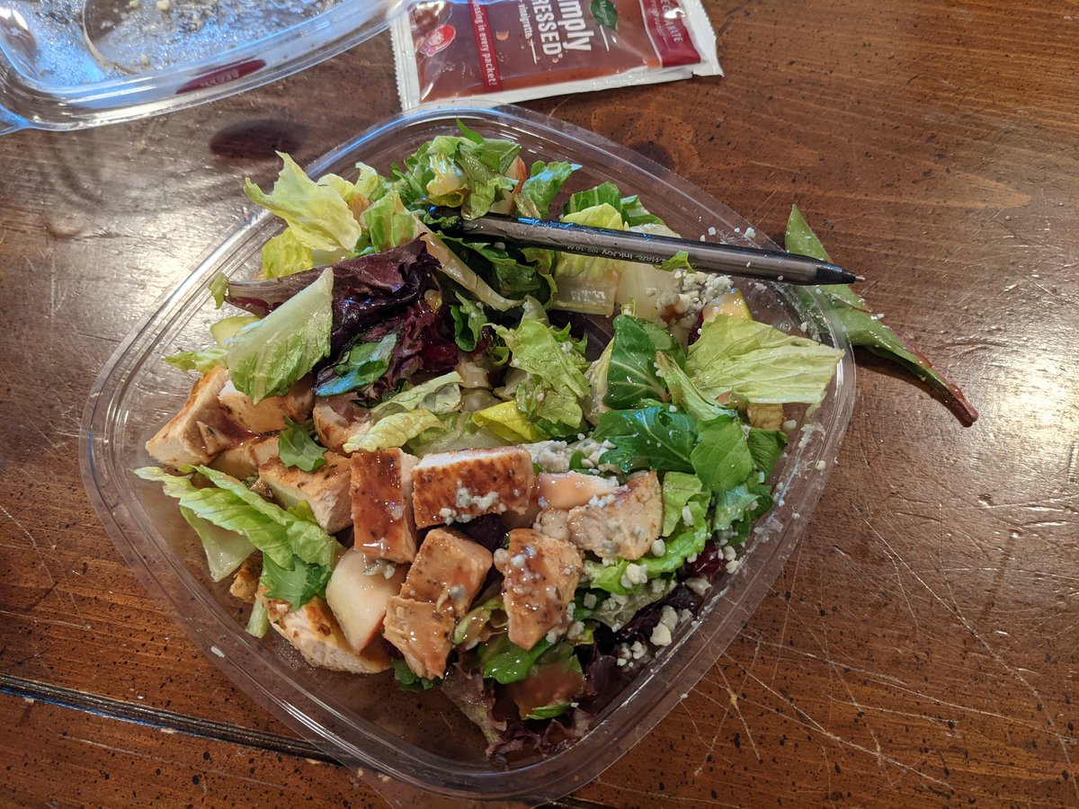 kim_kosanke's tweet photo. @Wendys  still no word about the store being notified that they left a pen in my salad during a pandemic. The blue cheese was so stinky I threw it away before I could even eat. That's why don't see that in picture. https://t.co/cTHxtRMdYM