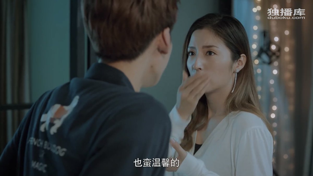 x1a0zhan5's tweet photo. fulfilling jiejie duties after zhichuan dropped a text saying he's unwell! (since when did they exchange numbers?)

"why are you coming so close to me?"
"to pass on the flu to you. it's nice to fall sick together."
"you're on your own, you crazy."

#罗密欧方程式 #twosoulsinone https://t.co/EFuOwPyj57