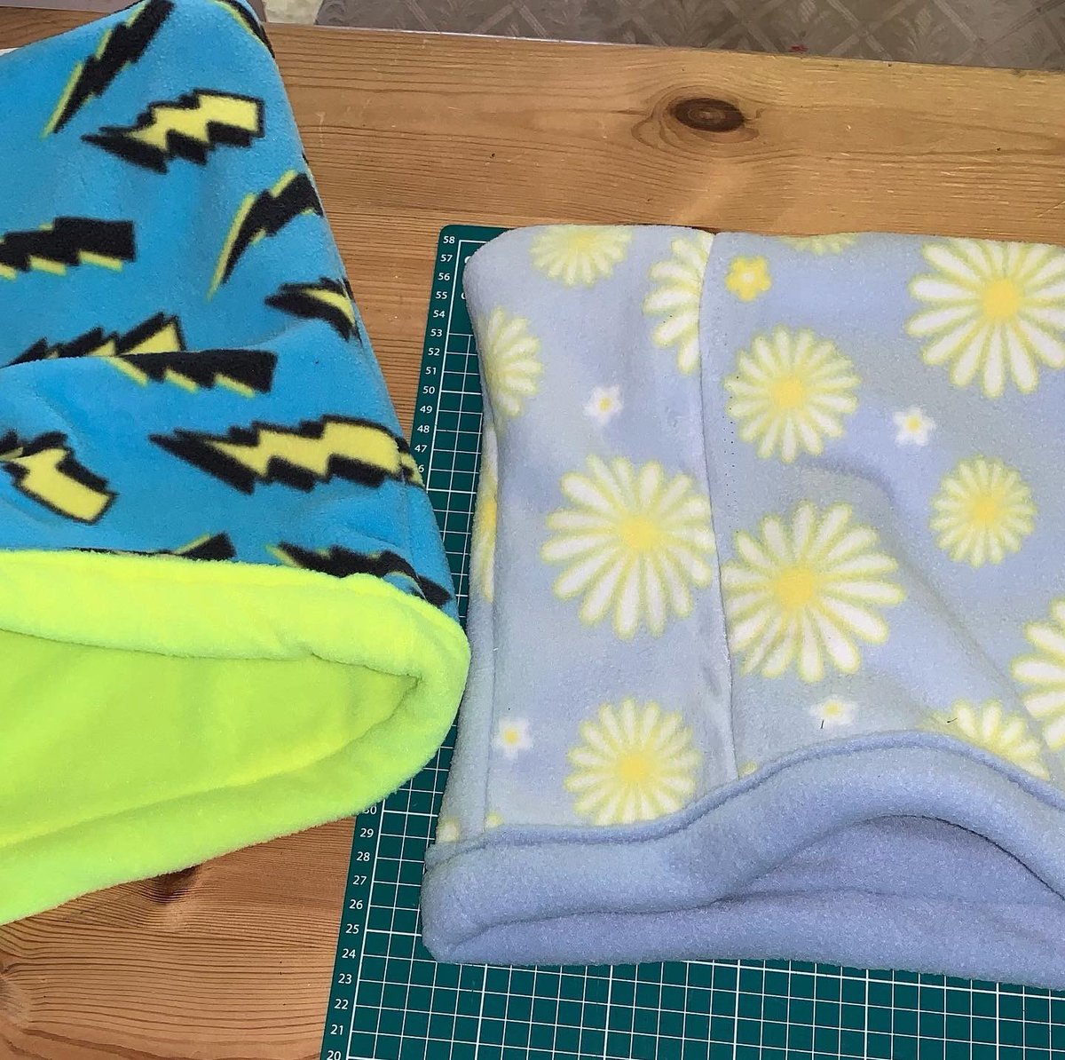 SALE!!!!
Snuggle sacks
Photo 1 &amp; 2 (single sacks)all £4.99 plus £2.90 p&amp;p 
Photo 3  (double sacks) all £6.99 plus £2.90 p&amp;p 
Photo 4 (x-large doubles) all £7.99 plus £2.90 p&amp;p 
Inbox which you’d like. 🥰🐾🐾
<a href="/FreeFurFun/">JenniferLee</a>   <a href="/GoodVetPetGuide/">TᕼE GOOᗪ ᐯET & ᑭET GᑌIᗪE 🐾 Pet Directory</a>   <a href="/gpigwheekly/">GuineapigWheekly  UK</a>