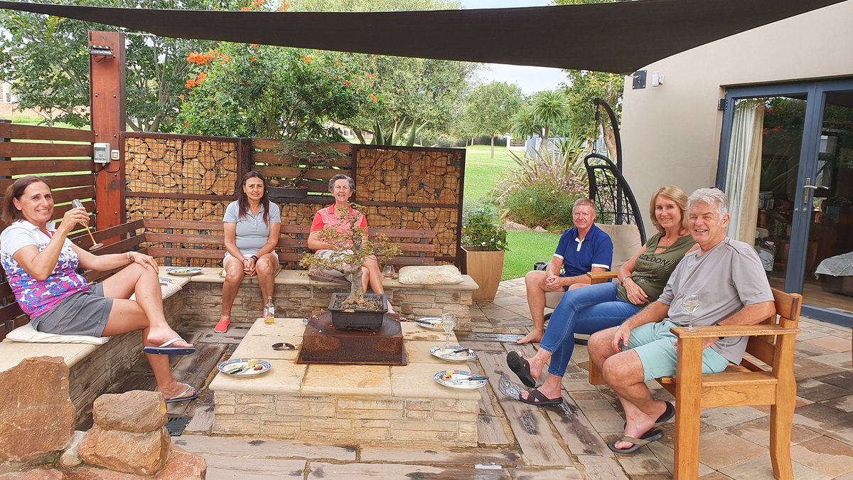 ZiskaHaak's tweet photo. AWESOME day with AWESOME ladies!!!!

⛳🏌‍♀️⛳🏌‍♀️

#blessed #blessedbeyondmeasure #tooblessedtobestressed #girlswhogolf #ladiesdayout #golfergirls #golfgirl #golf #golflife #golfcourse #fundayout #braai #copperleaf https://t.co/gt8lcKasaz