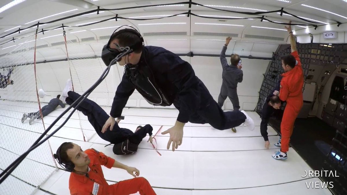 orbitalviews's tweet photo. Amaury has hands-on experience with #microgravity, confined spaces, #astronaut selection, supporting crews in #isolation, and general public #outreach; he firmly intends to keep reaching for the stars ⭐ and the Moon 🌙 in 2021, both in #VR and IRL! #dearMoon @dearmoonproject https://t.co/lHxp5rKWe9