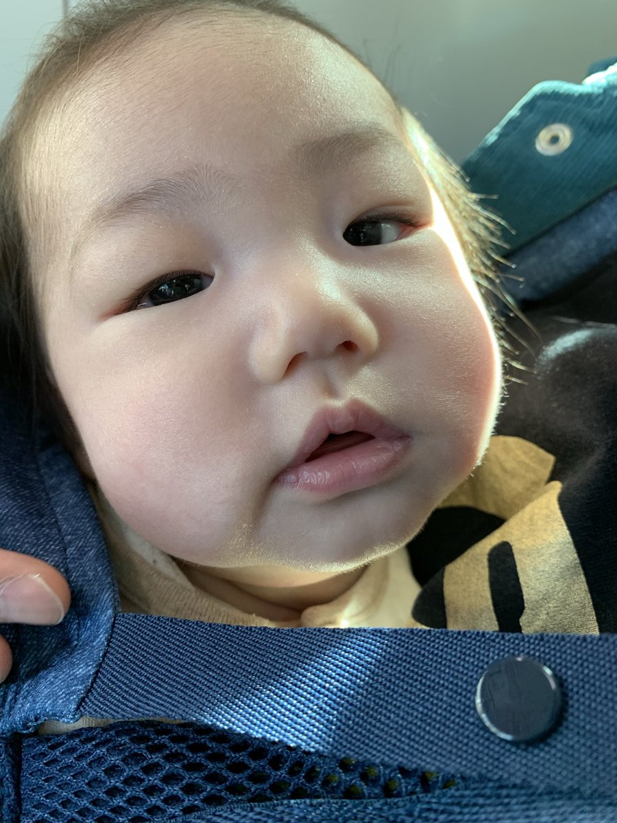 elmami13's tweet photo. 久しぶり😂中国語忘れてしまいました😂我的宝宝は4ヶ月になったよ😂可愛すぎ注意報😂 https://t.co/QTSgz5cTJW