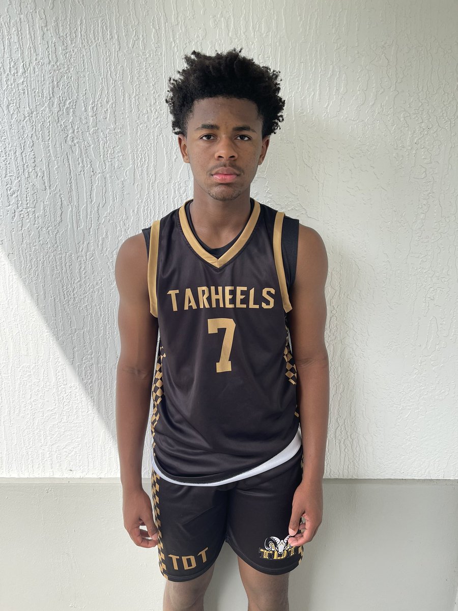 TeamGoldCoast's tweet photo. TDT 2024 Elite defeats Florida Express 2023 49-36. Tahir Bond @Tahirbond_2 leads the way with 12 points, 6 assists, 3 rebounds, and 2 steals. Romae Brown @romae_brown also cracks double digits with 10 points, 7 rebounds, and a block. #theTDTway #Basketball #HardWork #Family https://t.co/t7D8sOotDd
