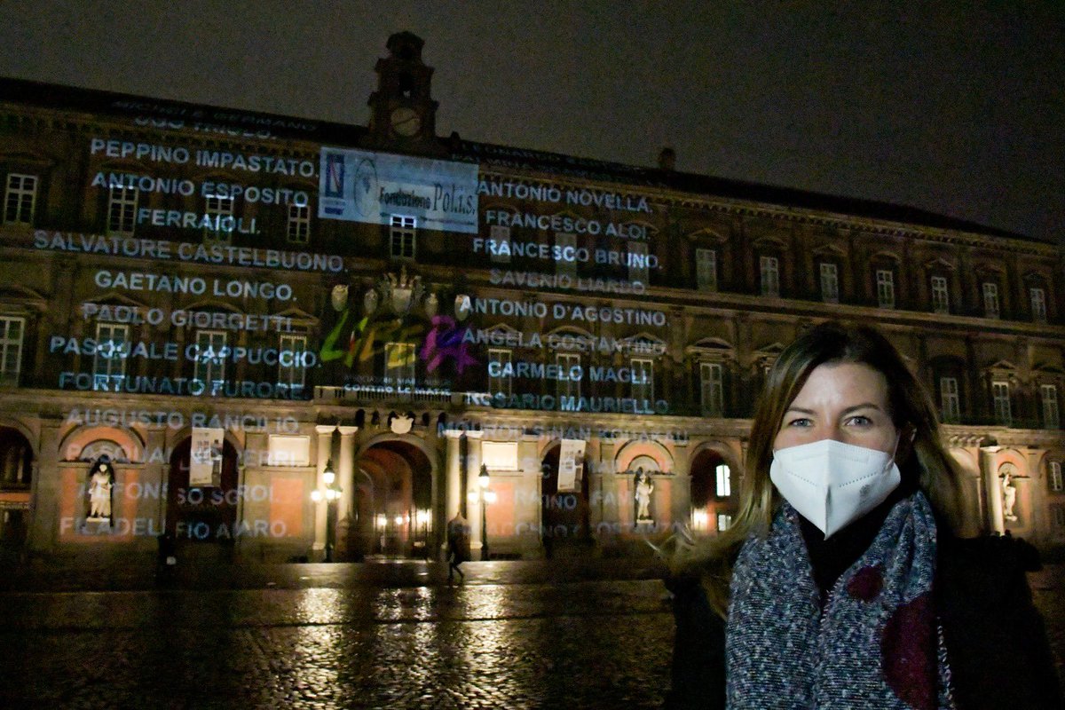 ale_clem's tweet photo. I nomi dei nostri fiori.
Una geografia civile, condivisione della memoria collettiva.
#21Marzo2021 Giornata della Memoria e dell’Impegno in ricordo delle vittime delle mafie
#libera_annclm #FondazionePolis #ComuneNapoli #memoriaeimpegno https://t.co/P9uOkXu6bw