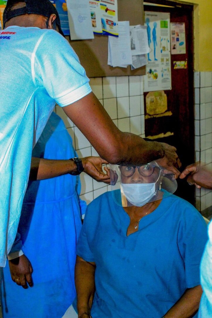 CovidPrintOx's tweet photo. Our #faceshields have been put to good use in #DRC. 🇨🇩 🌍 We thank the generosity and hard work of @L_Bunce and @PsychicPsych for making it happen. 🌟 Keeping #keyworkers safe around the world. 

#PPE #COVID19 #Africa https://t.co/IcBj69ihro
