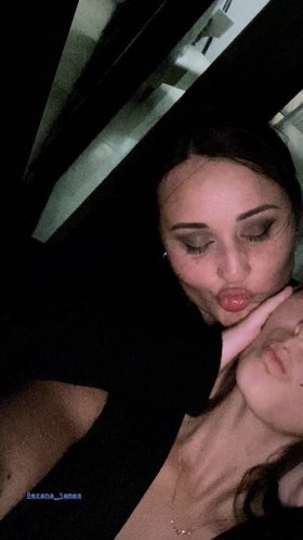 simpingmia's tweet photo. NO IM NOT OKAY https://t.co/keZ6EMZhbj