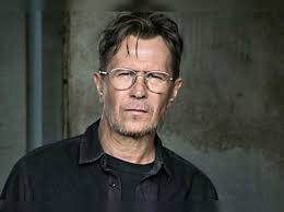 Happy birthday Gary Oldman. I\m only sorry you never got to play the biopic lead that was made for you. 