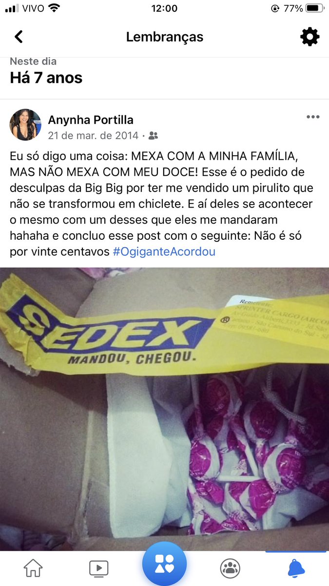 _anynha's tweet photo. Há 7 anos eu recebia uma caixa de pirulito da Big Big pq mandei um e-mail reclamando pq o meu pirulito não se transformou em chiclete kkkkkk https://t.co/BGiAZk8ZlC