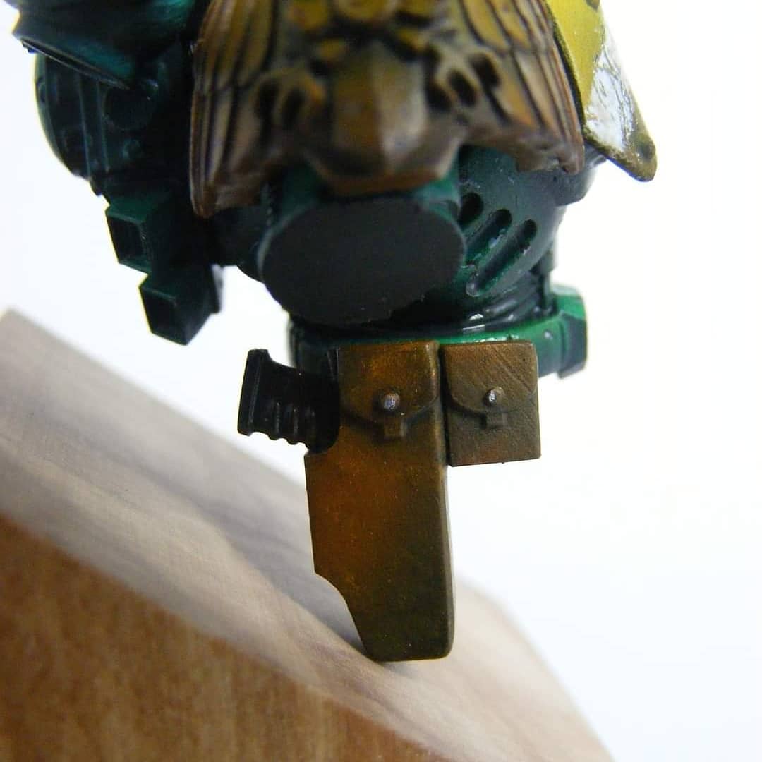 DublinGuild's tweet photo. Fantastic Space Marine bust by club member Glen #warhammer40k #GamesWorkshop #WarhammerCommunity #PaintingWarhammer #adeptusastartes #spacemarines 2/2 https://t.co/sXFtDE08tm