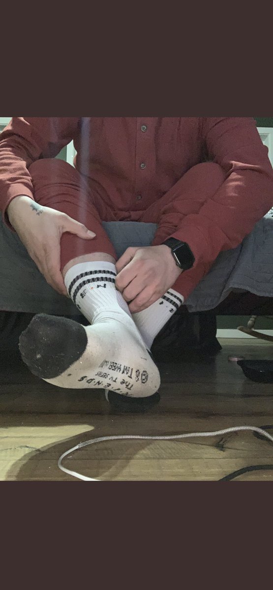 bryanbottomz's tweet photo. #size11 #feetmaster #feetfetish #gayfeet #bigmanfeet #cashapp #feetfirst #feetonlyfans #FeetPicture #feetonlyfans #photooftheday #instagood #nofilter #tbt. https://t.co/cKWYLK3Ed3