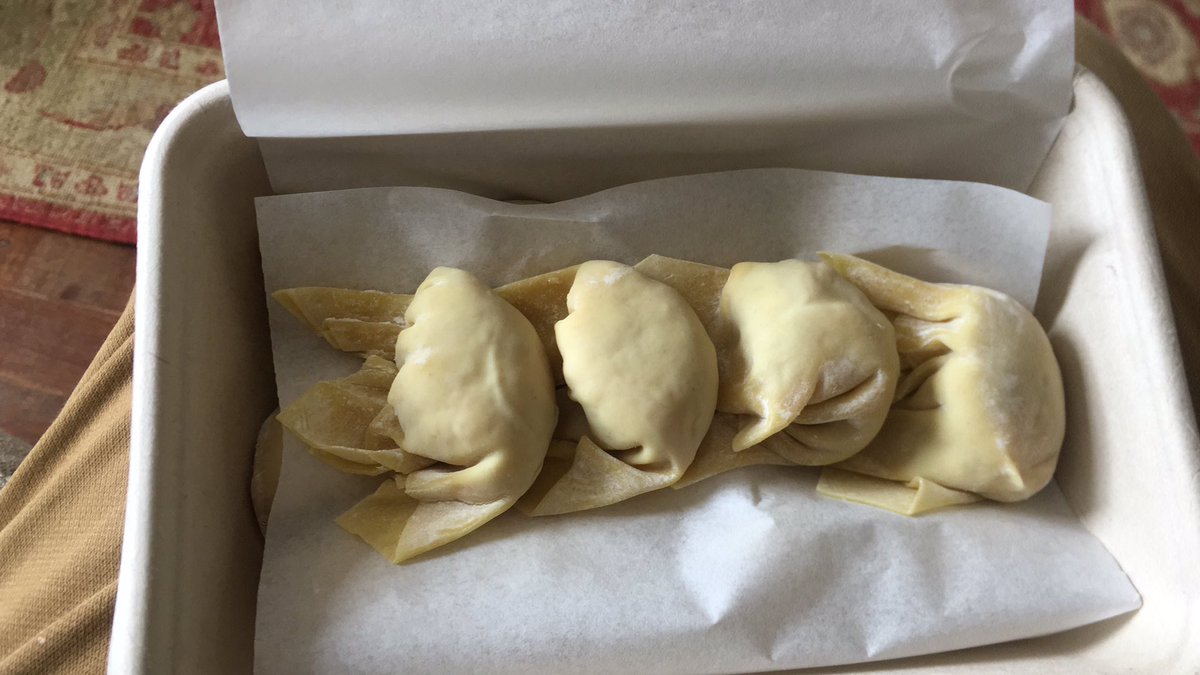agar61's tweet photo. @The_Goods_Shed Fabulous Wonton soup here. Chicken stock made with plenty of ginger then sesame oil/light soy. Pak Choi and spring onions to finish. Make again soon please! https://t.co/Qzo43loqMQ