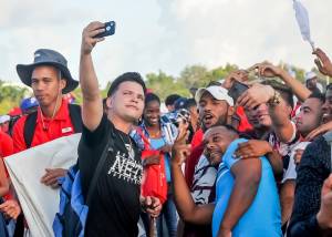 #Cuba cuenta con un Programa Nacional contra el Racismo y la Discriminación Racial, aprobado por el Consejo de Ministros. Enfrentaremos los vestigios de discriminación en nuestra sociedad y avanzaremos más en la obra de emancipación de la Revolución Cubana. #SomosCuba #CubaViva