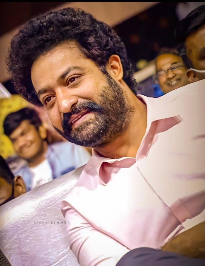 Rakshitha_NTR's tweet photo. Ur Pics made My Day @tarak9999 drlng 😍😘🥰

My #happiness 💖💖💖

#NTRatతెల్లవారితేగురువారంEvent
#NTR #KomaramBheeemNTR https://t.co/HzXMYkZ9uQ