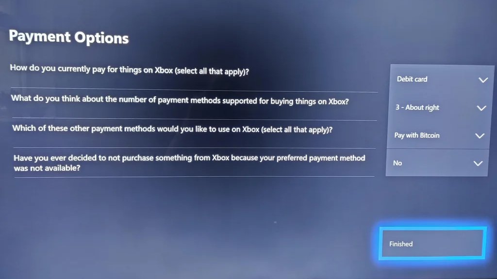 Xbox: un sondaggio da Microsoft per sapere se volete pagare in Bitcoin sui suoi Store