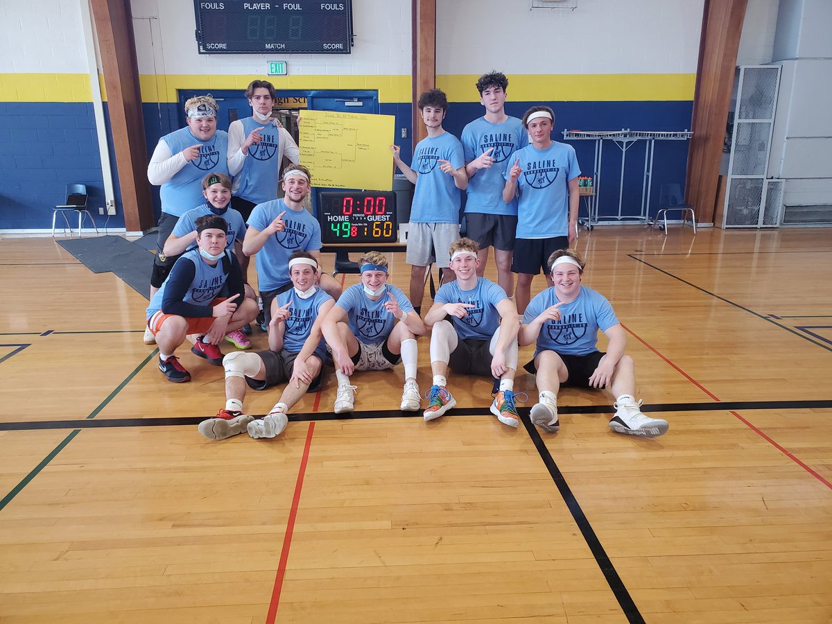 sstully9's tweet photo. Congrats Prestige Worldwide,  Saline Rec BB Champs 2021. 🏆  Shout out to Malnourished Men on a great performance in the final game!!  🏀🏀
Best Rec league in the state of Michigan!!  💪💪 https://t.co/NvkPHqxJzM
