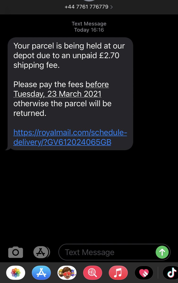 ChipMatthewPalm's tweet photo. @RoyalMailHelp can you confirm if this is one of the scam messages. Or if it is genuine? https://t.co/Pv3jJxgN5Y
