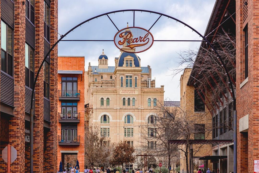 Reserve a seat for in-person dining, shop Pearl Farmers Market, and learn more about the people that make #HistoricPearl so special on our new website, atpearl.com. 📷: IG/candidsbycoco