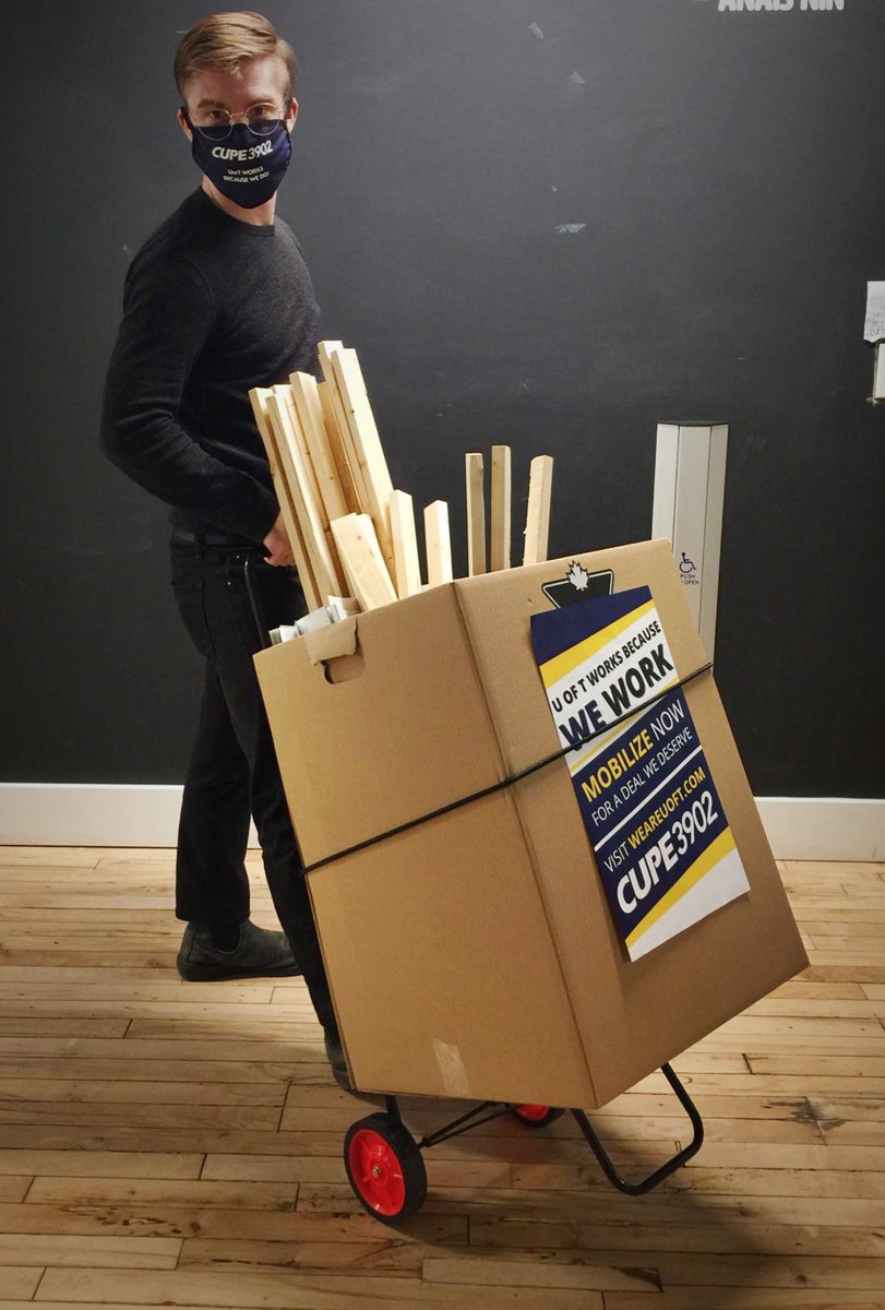 cupe3902's tweet photo. Our Picket Captain Kits are ready!!! They're for our "Prepare to Strike Day" on the 24th! More info at https://t.co/efMD413i6g @uoft @CUPEOntario #unionpower #strikeprep #gradschool #union #picket #solidarity https://t.co/w99pzNCZfJ