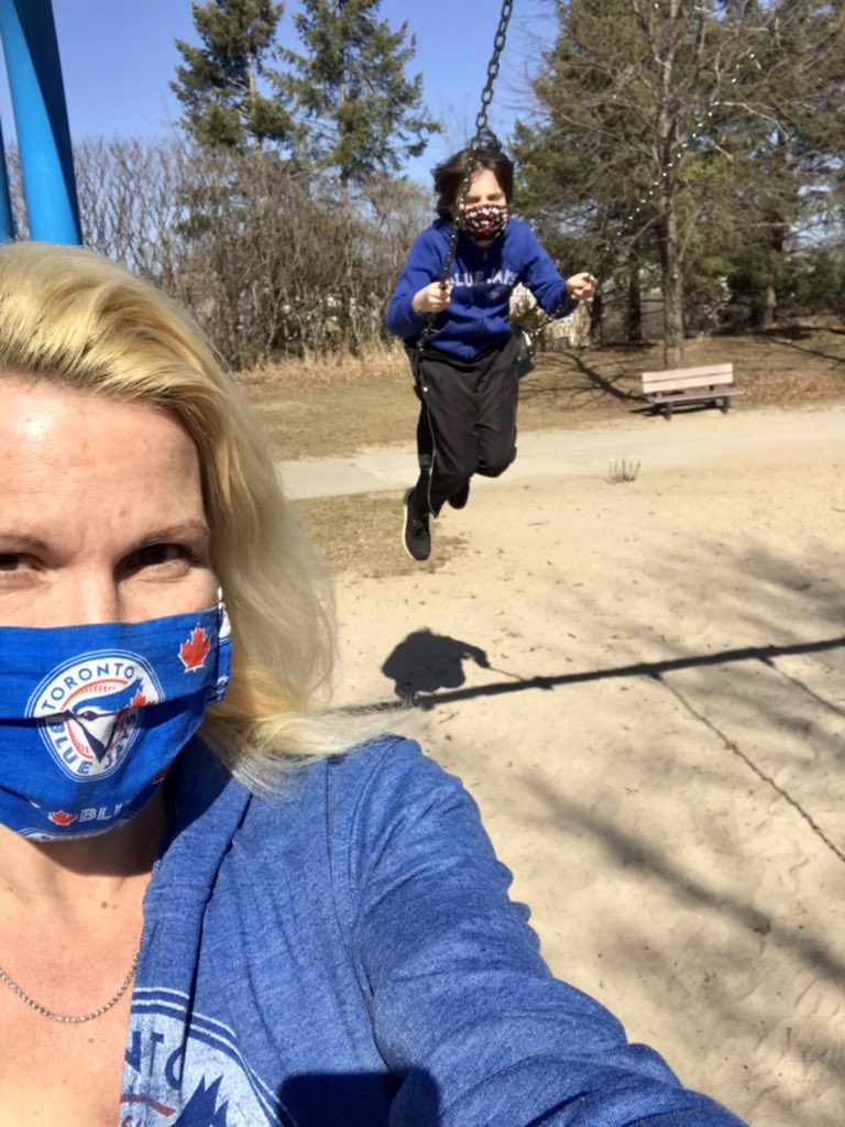 WidowHouse's tweet photo. Happy Spring! Wouldโve been better with #BlueJays radio just saying.... #Bluejays #springinTO https://t.co/Mq2H06huS1