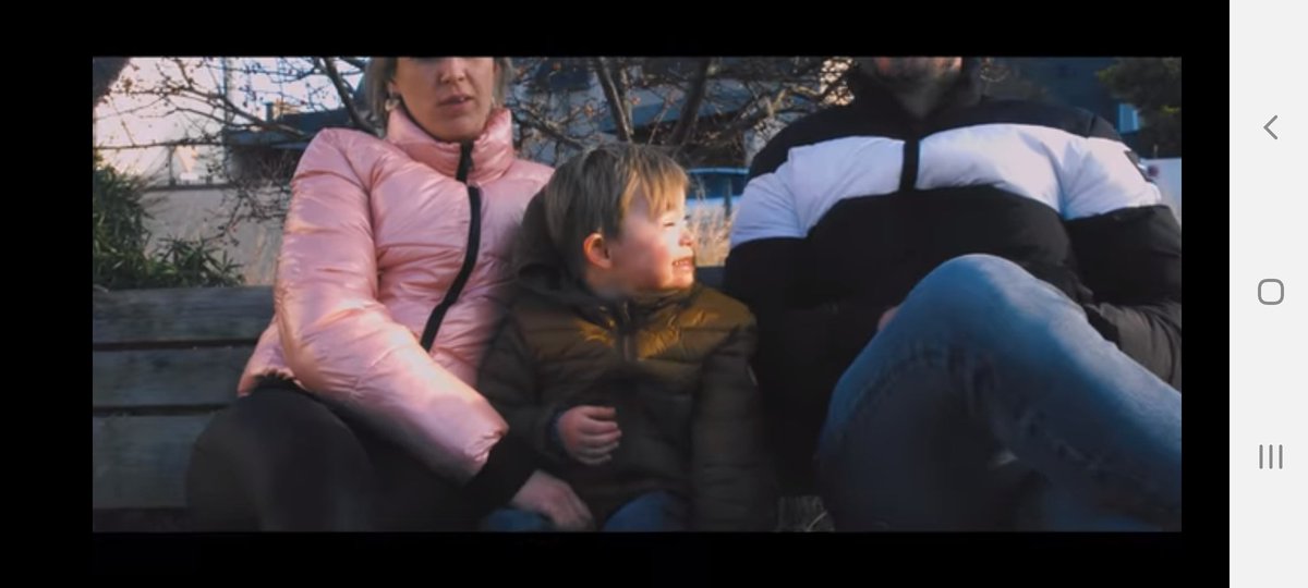 HGrasset's tweet photo. 🎉Découvrez "Joyeux", le nouveau clip de #Cilou 🥳
 ✨#JournéeMondialeTrisomie21 ! L'occasion de célébrer la différence en musique, et mettre en lumière les personnes porteuses de handicap, leurs familles, et ceux qui œuvrent pr leur insertion.💛
https://t.co/RvZ2iHgx2D https://t.co/XoBYfAvjJ0