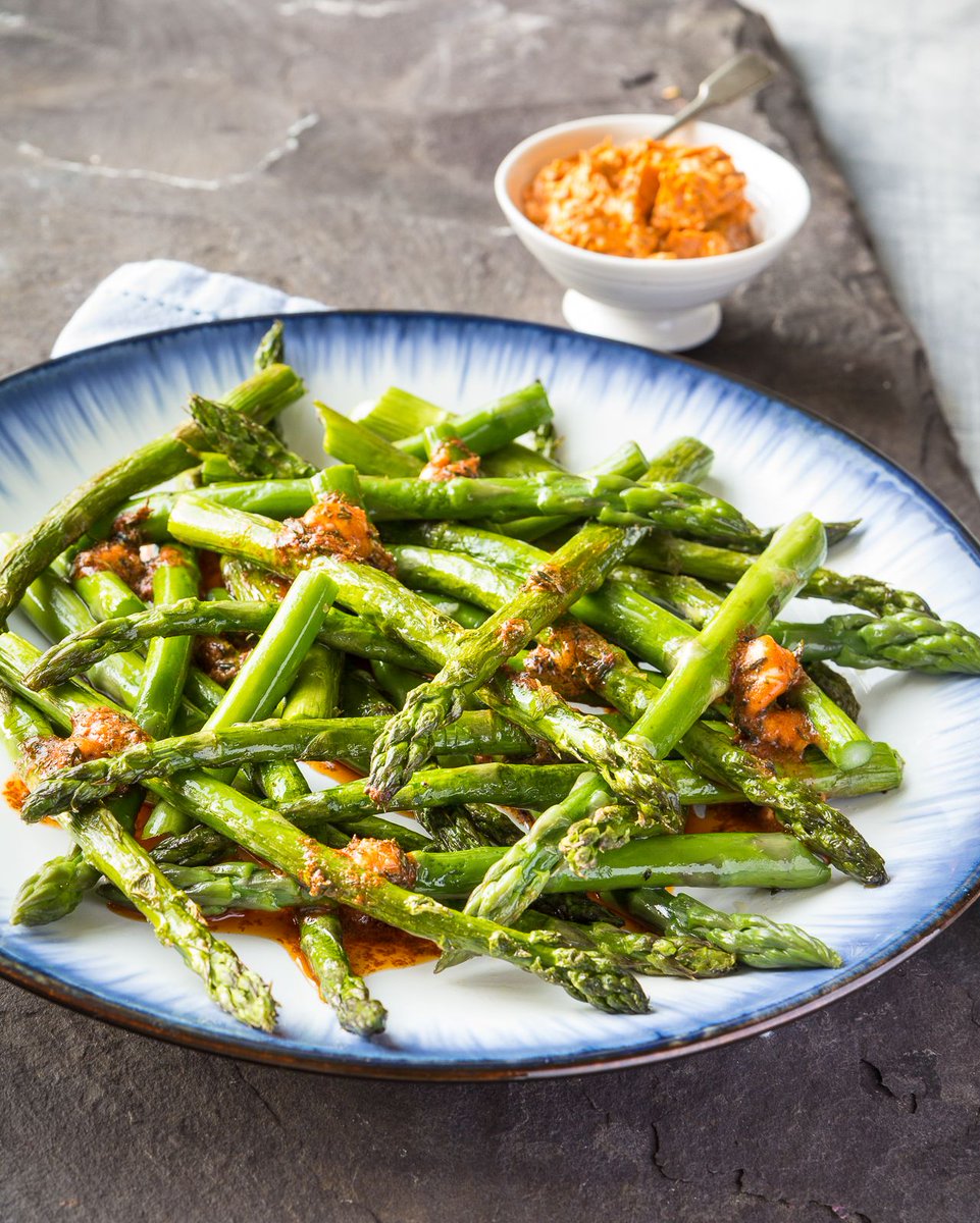 Roasting asparagus brings out a really unique texture and flavour... Try this roasted asparagus dish with smoked paprika and thyme butter. Find out how to make it by heading to our website (link in our bio).