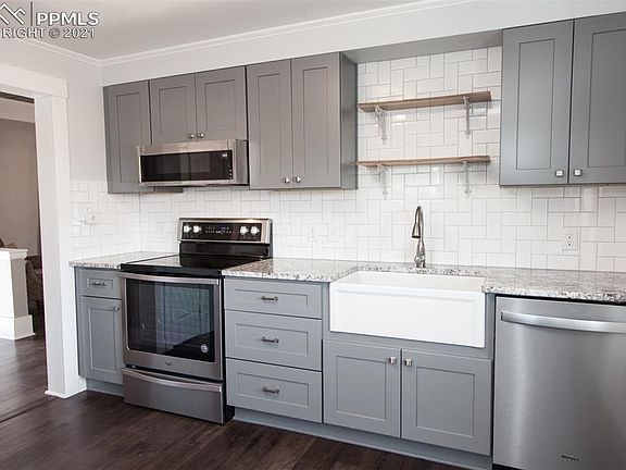 getzoomprop's tweet photo. PROPERTY OF THE DAY IN COLORADO SPRINGS❗️ 

◾️2bd/1ba, 1,008 ft
◾️PRICE: $360,000

◾️Comps:
$536,481
$911,878
$405,545
◾️34 Fountain Pl, Manitou Springs, CO 80829

#coloradosprings #coloradospringsrealestate #coloradospringsrealtor #coloradospringsrealtors  #realestate https://t.co/OAlLviaIER