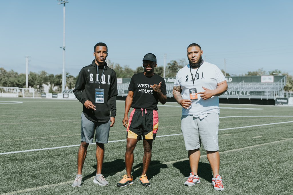 GJrWorth's tweet photo. “Surround Yourself With People That Reflect Who You Want To Be & How You Want To Feel.. Energy Is Contagious”
#LockedIn #SlideU #HOATribe
#SportsEquality #SEQL https://t.co/0XeKzhM8SI