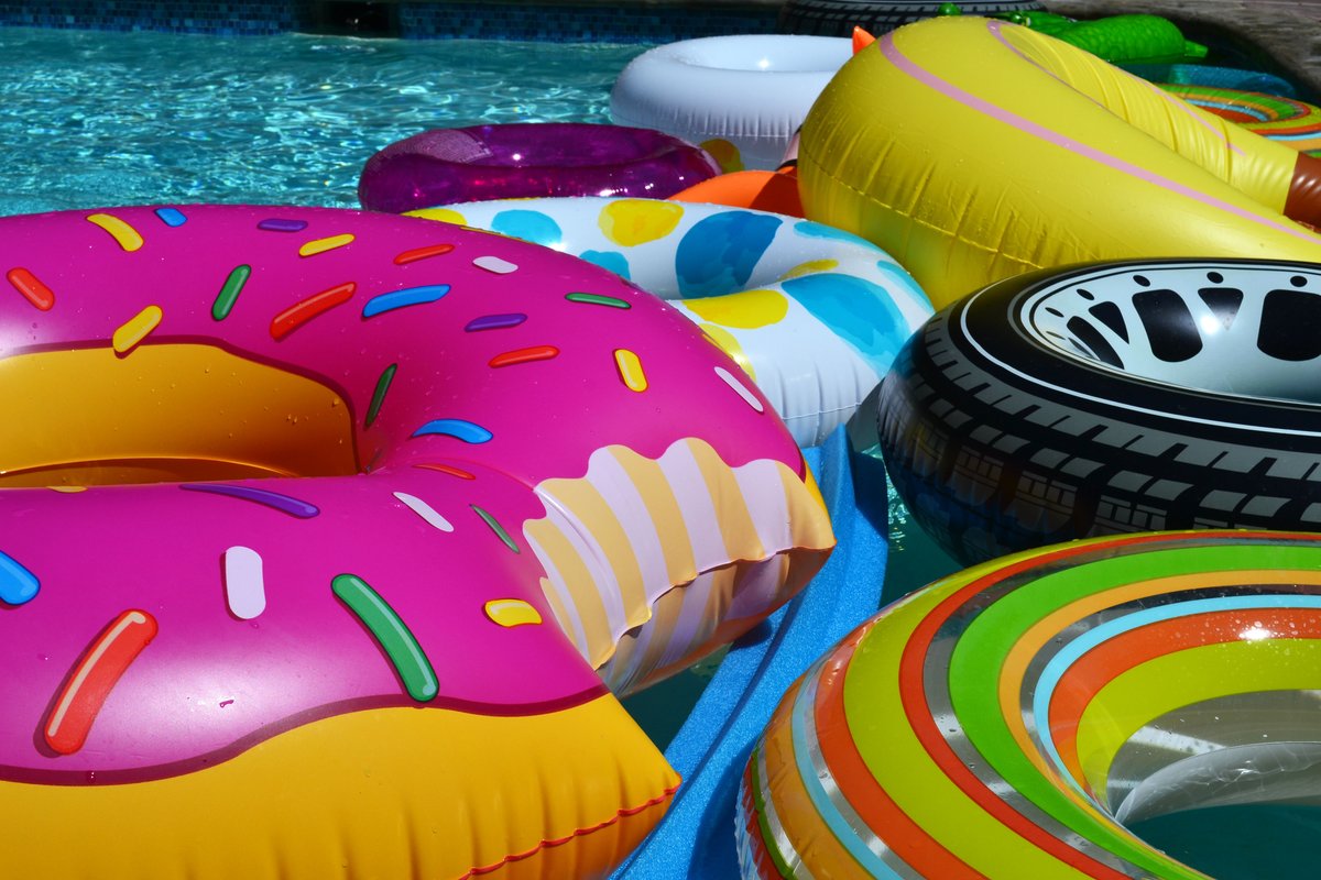 Donut worry! 🍩 You'll be lounging by the Shallows pool in no time! Now is a great time to book your trip!

#doorcounty #wisconsin #vacation #hotel #resort #booknow #travelwi