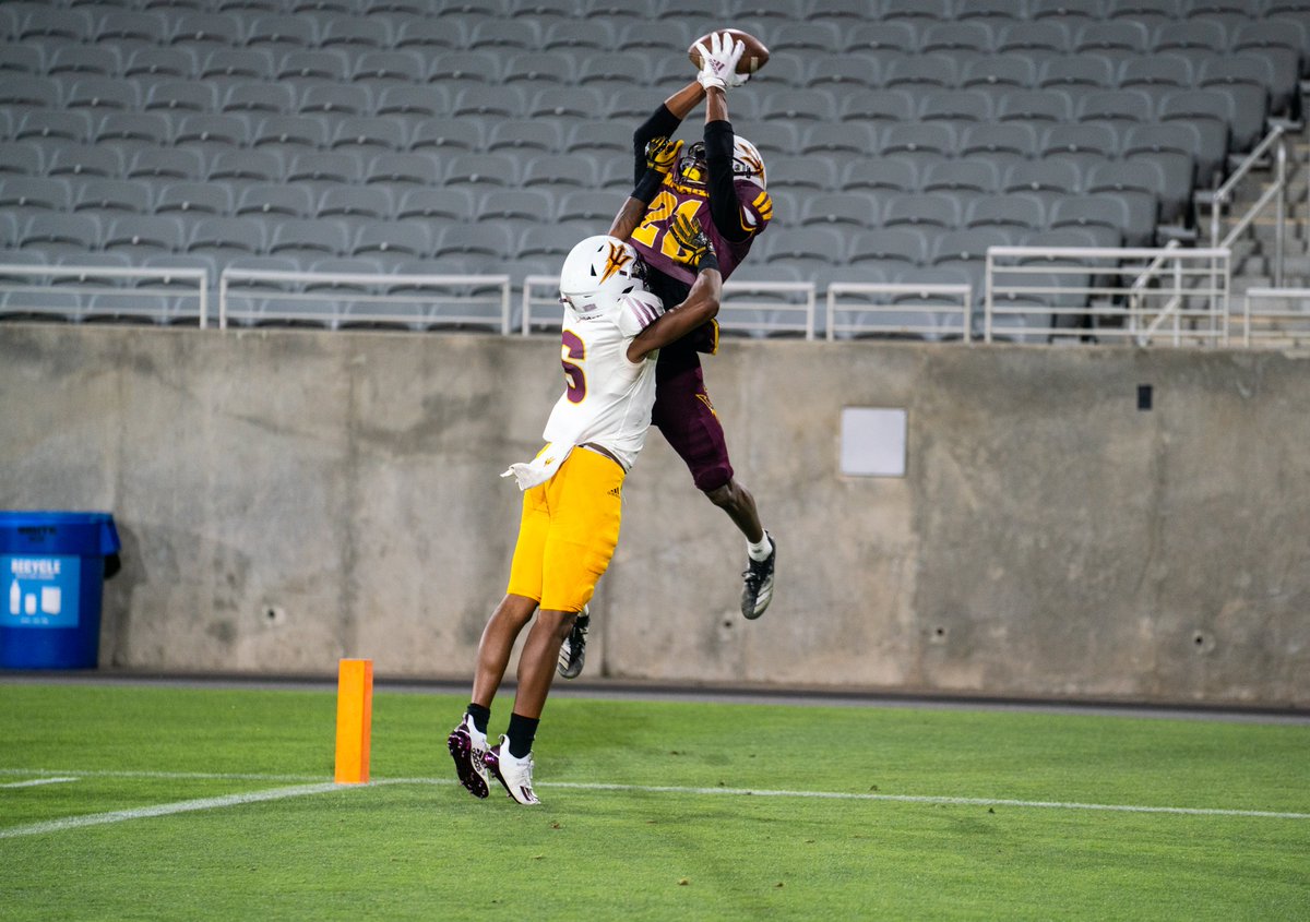 BDenny29's tweet photo. A great look at @Elijhahbadger2's jump ball TD near the end of last night's practice. One of spring's big standouts.  
[📷: Sun Devil Athletics] https://t.co/6ic5Sdoh0k