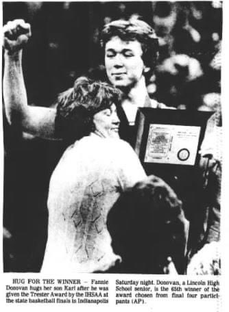 AlicesAthletics's tweet photo. Karl Donovan received the Trester Award in 1981.
#IHSAA #Trester Award #State Champions https://t.co/edcLfZ3oqV