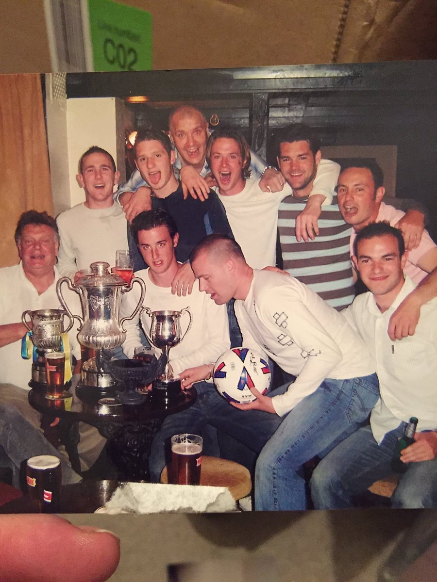 NFlint83's tweet photo. Good times!! @melvyn1975 @danflint34 @Dicko678 @UnitedMarlow @BennoFilmore https://t.co/LtFMt0K7Rc