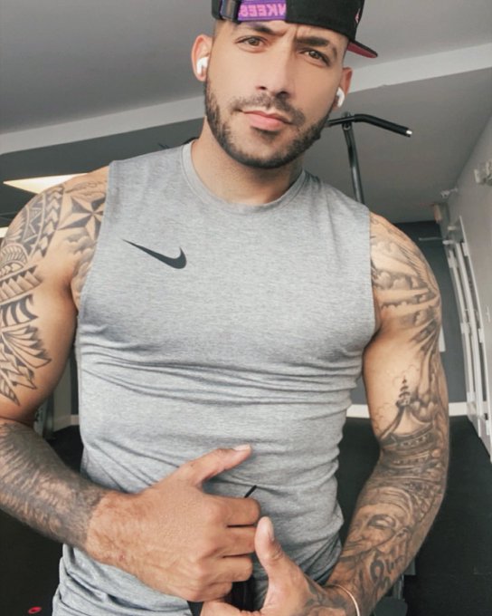 PRE WORKOUT // POST WORKOUT 💦😈 join my onlyfans for more;  https://t.co/VdkHItcItg https://t.co/Kaxh<a href="/tag/loveyourself"class="tags"><span>#loveyourself</span></a>