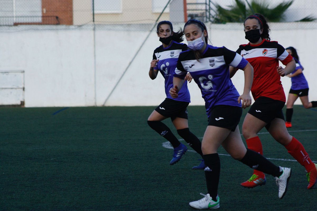 EspinardoCF1's tweet photo. ⚫️ VICTORIA 

🔺Jornada 6
📍@EspinardoCF1 FEMENINO 3-2 Alquerias CF

🔴 Seguimosss

⭕️Patrocinan: @PrimafrioSL , AIB, @lavaderopublico ,GPS, @TOTALSPORTCENT @ Pedro Segura https://t.co/lWRVYgpLLv