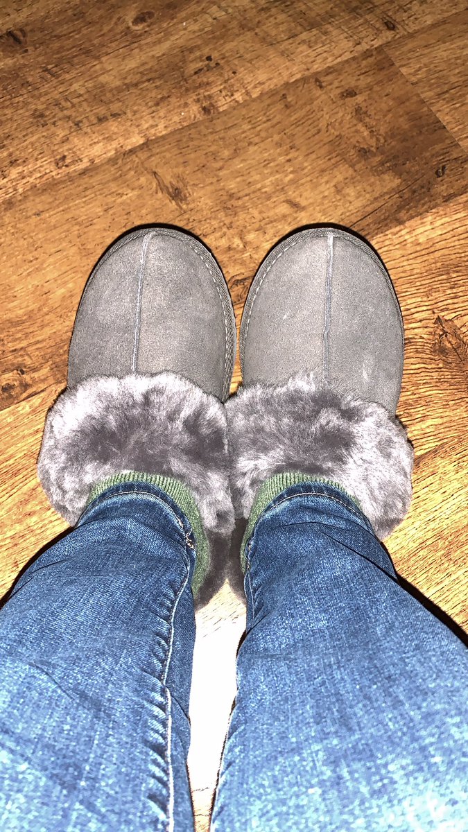 innerpenguin's tweet photo. My mum bought me new slippers and I’m totally loving them! #officallyold https://t.co/c7QpFlL0T1