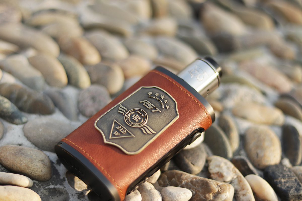 R series - RST box mod 212w
.
#RST #rst212w
.
.
Follow us to check more updates
____________

#RSTMod #restartmod #R233 #RSQMATE #RSQ #510adapter #HotcigKubi #hotcig #18650Pod #Podmod #SniperPod #RDS #hotcigofficial