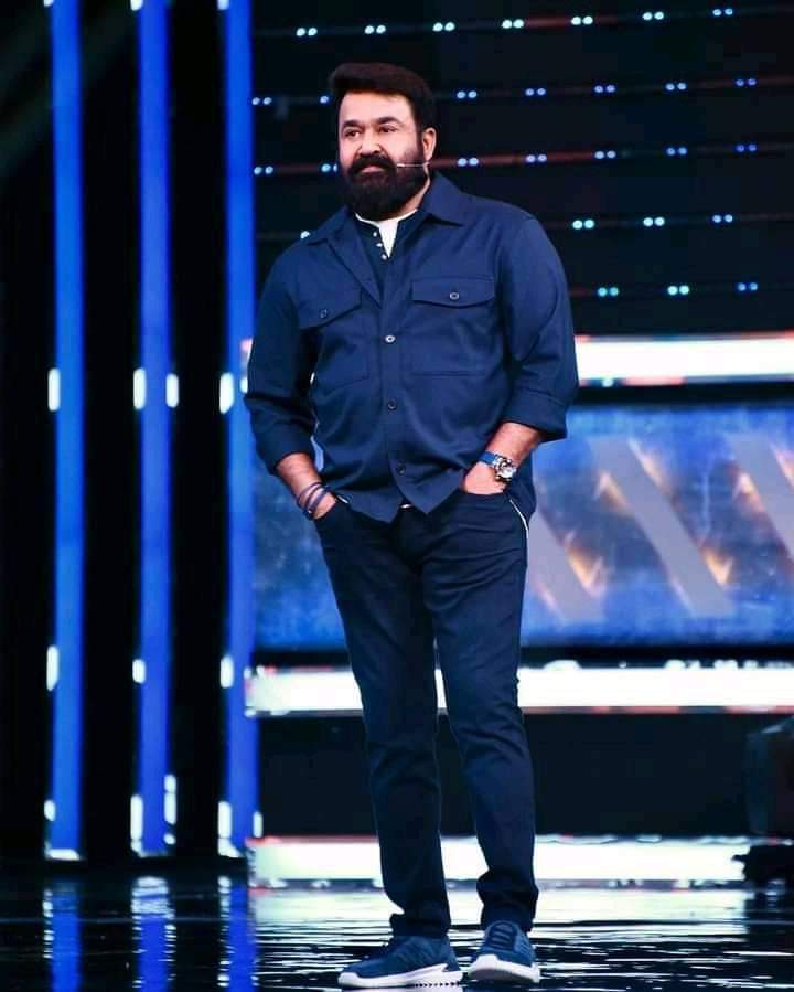 FansMukkam's tweet photo. #Look😍❤

#LALETTAN🥰

@Mohanlal 😘 https://t.co/wiPwb7K9vp