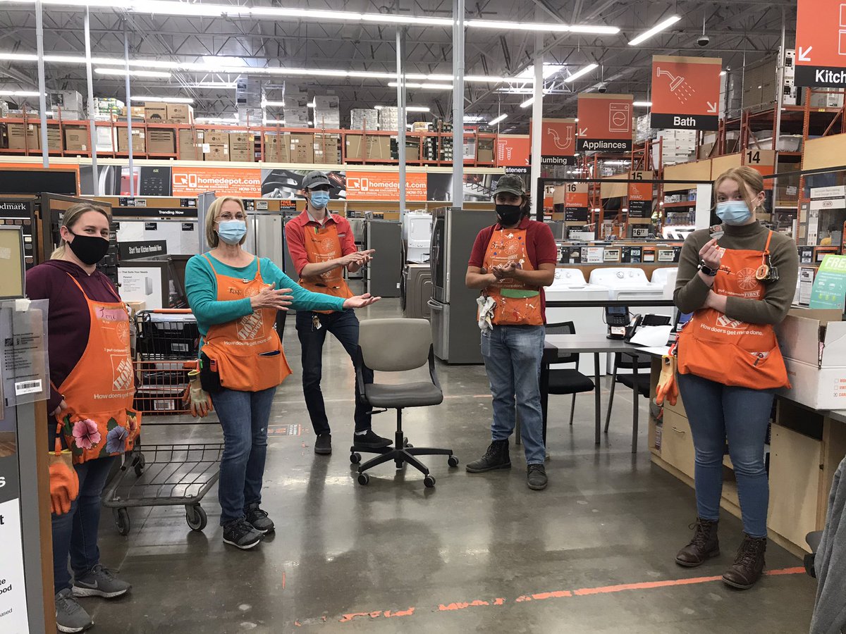 KimDecker123's tweet photo. Congratulations Lilly on your platinum milestone  @Armando_G_472 @AndrewJensen66 @SSouthernthd @kgrantHD472 @jacki_mccord @Danielleederks https://t.co/emhiZFiitx