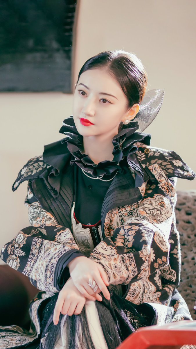RolQian's tweet photo. beautiful!
#hanfu 
#hanfu_challenge 
#ChineseCulture 
#司藤 
#景甜
#旗袍 https://t.co/S1N72xZ9aS