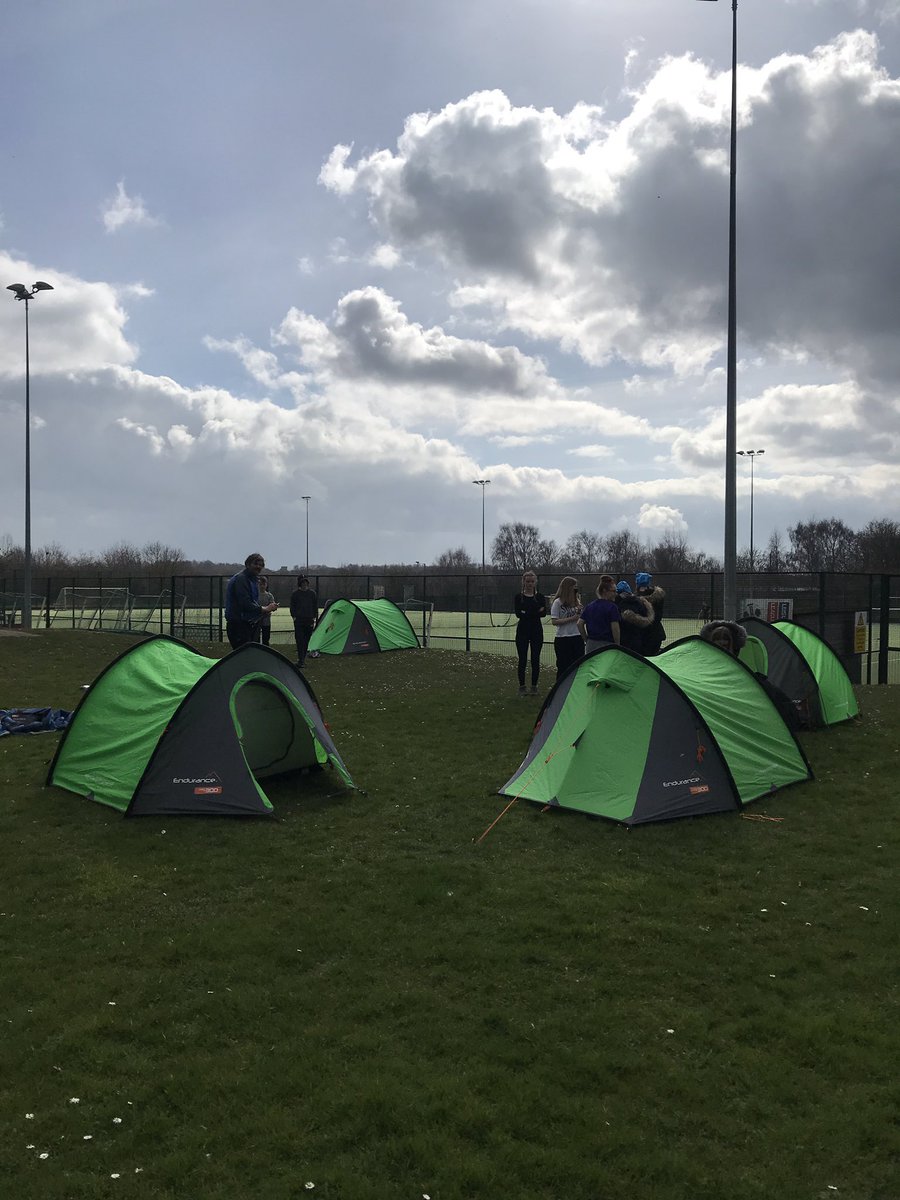 EDADofE's tweet photo. Bronze, Silver and Gold expedition training today. 
Route planning this morning, followed by tents and trangia’s this afternoon @karosadventure @EDarwinAcademy https://t.co/UvRdUH94nt