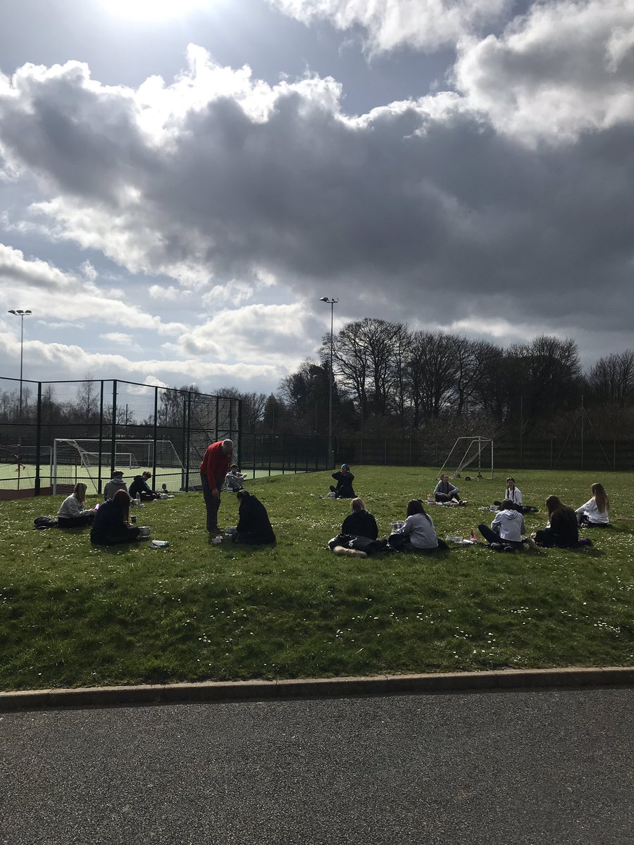 EDADofE's tweet photo. Bronze, Silver and Gold expedition training today. 
Route planning this morning, followed by tents and trangia’s this afternoon @karosadventure @EDarwinAcademy https://t.co/UvRdUH94nt