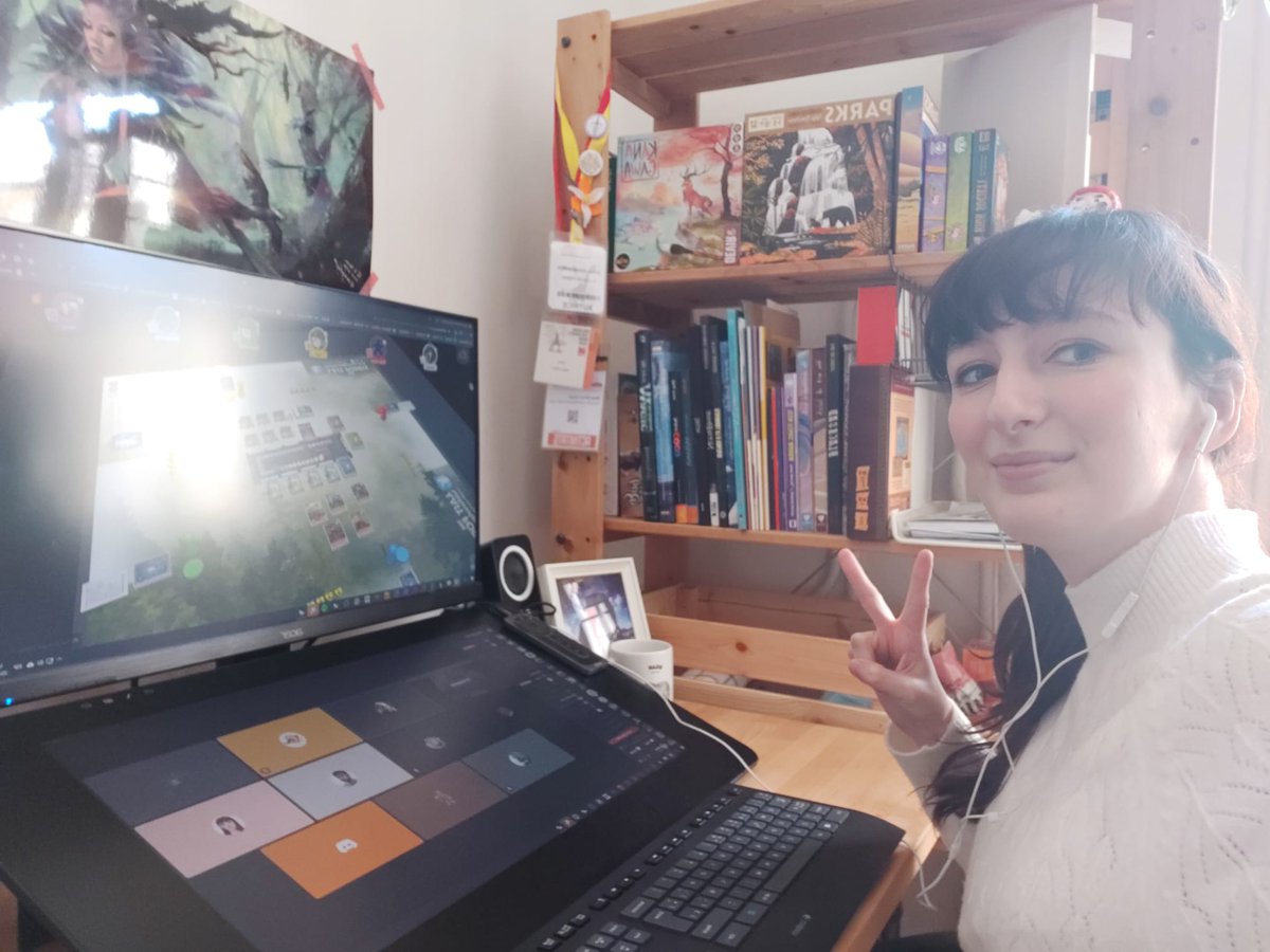 lastforestgames's tweet photo. 🌻 A tope en el segundo testeo de #thelastforest  en #Protosytipos2021 #PyT2021 con @asociacionludo :D https://t.co/3LrtijoPo7