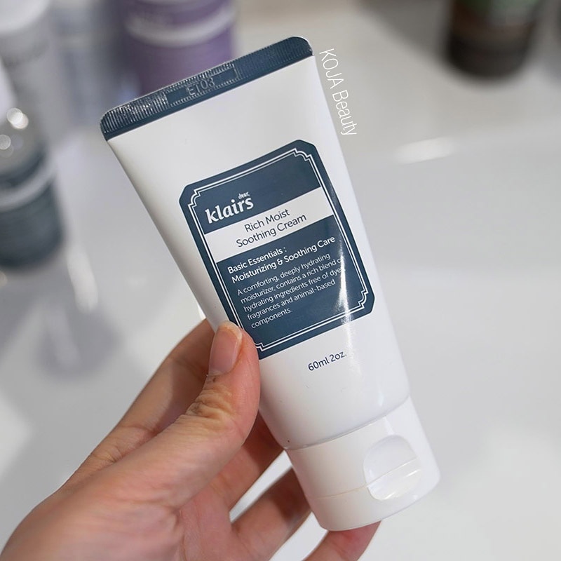KojaBeauty's tweet photo. The Klairs Rich Moist Soothing Cream is still one of our favourite moisturisers 🌱

Available on 👉 https://t.co/h0CBQpLC4u

#kbeauty #koreanskincare #dryskin #skincare #skincaredaily #koreanbeauty #skincareblogger #sensitiveskin #crueltyfreebeauty #crueltyfree https://t.co/Nf8js1mnDa