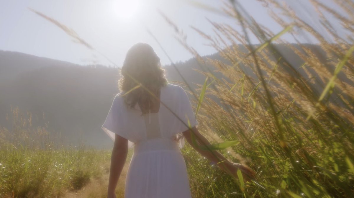 _ashleymaria_'s tweet photo. Yes, I declare this scene the most beautiful scene the entire series has ever had and will ever have.

(except for karamel endgame of course) https://t.co/Tv5gwjpyQQ
