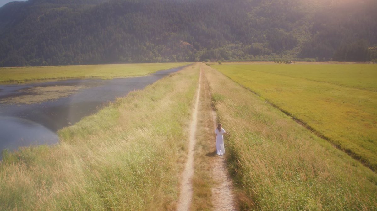 _ashleymaria_'s tweet photo. Yes, I declare this scene the most beautiful scene the entire series has ever had and will ever have.

(except for karamel endgame of course) https://t.co/Tv5gwjpyQQ
