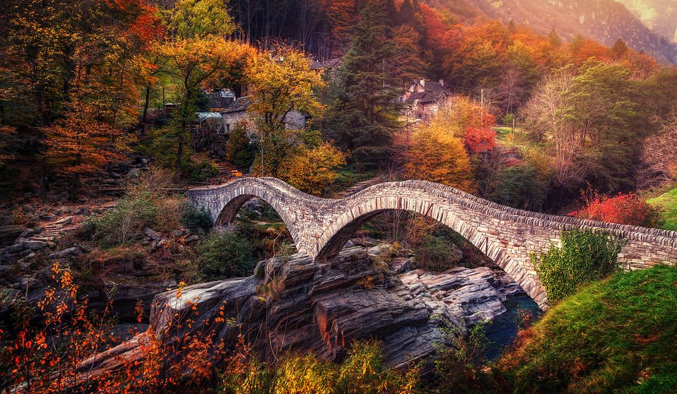 Sebastian023456's tweet image. Lo storico Ponte dei Salti, costruito 400 anni fa sul fiume Verzasca. Lavertezzo