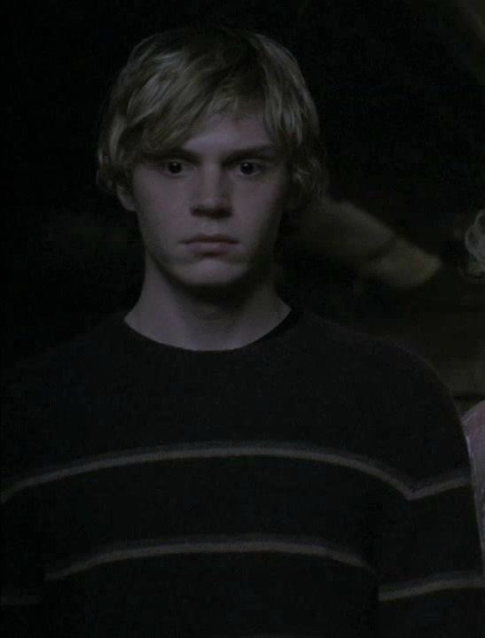 willowmaximoff's tweet image. this mf fine ahhh