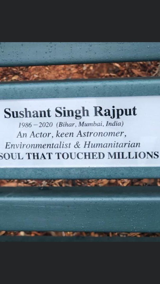 komal5708446's tweet photo. @its_amitkumar @iRaviTiwari @sushantf3 @kritisanon @shwetasinghkirt  #loveforsushant ❤️❤️❤️ https://t.co/Zl0MJJJpqe